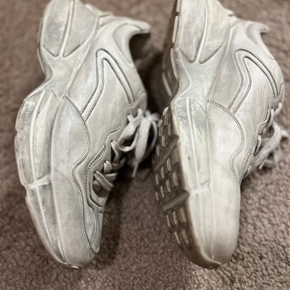 Authentic Gucci Rhyton Distressed - Picture 2 of 7